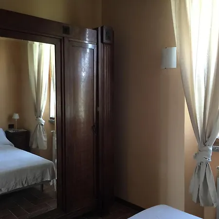 Villa Cascina Battivacco Mailand Zimmer foto